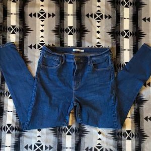Women’s Levi jeans 720 high-rise super skinny 32